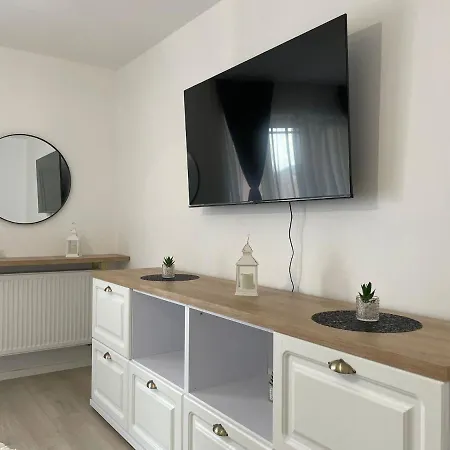 Qualisapartmentbv Apartment